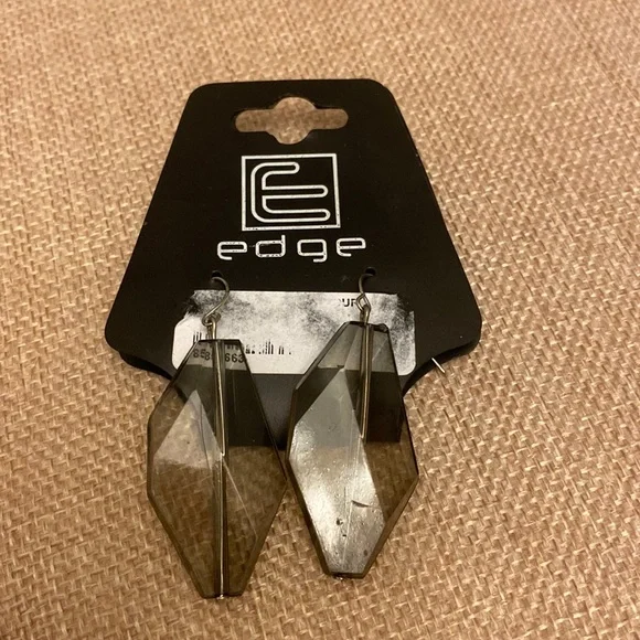 Edge Earrings - Picture 1 of 2